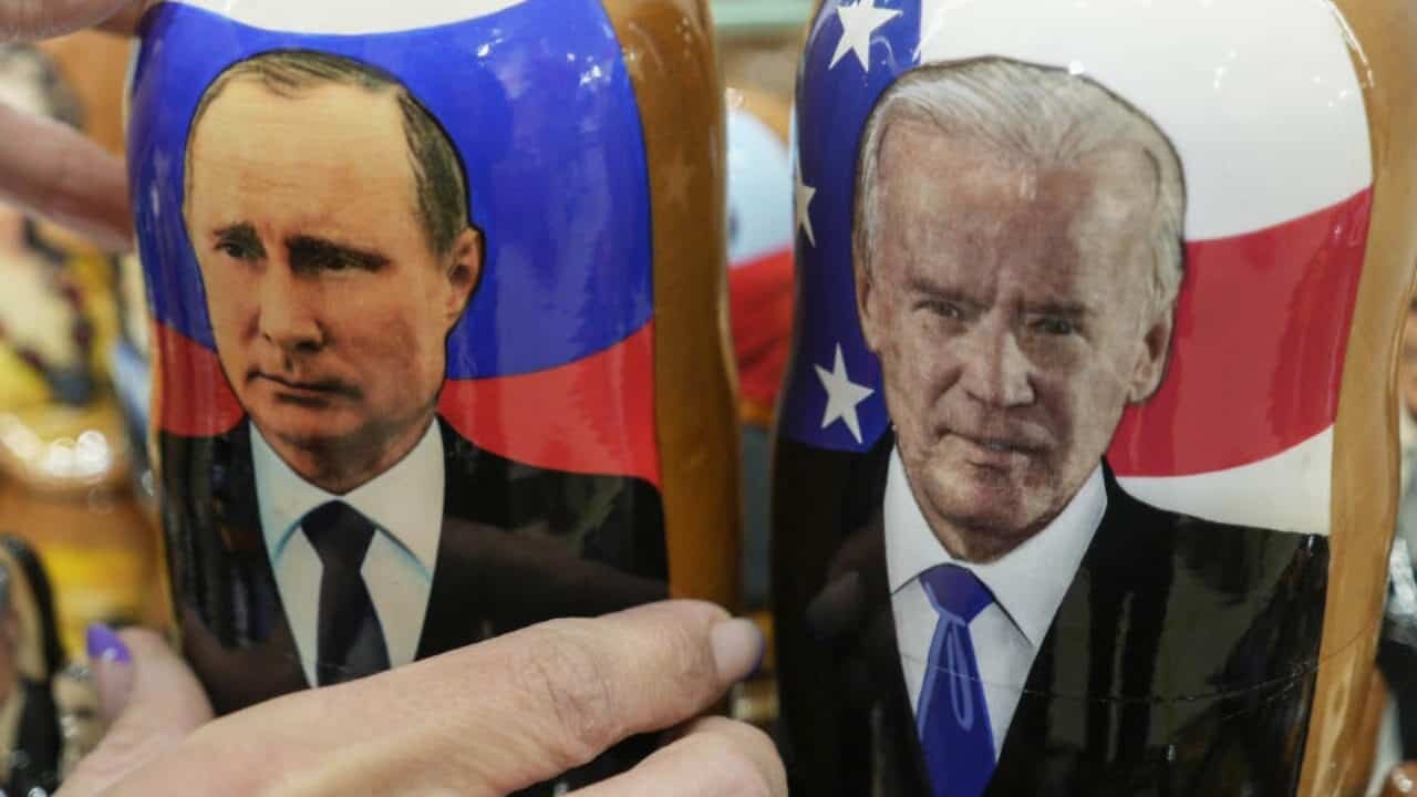 biden putin 1063134 1640077587